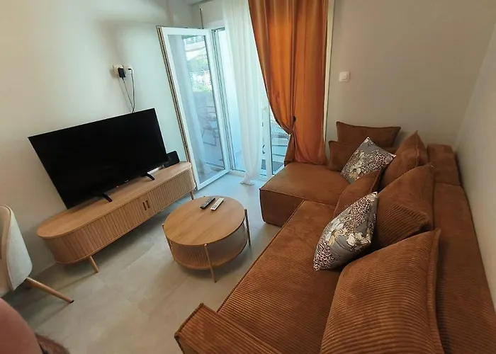 Perfect Strangers D1 Appartement Larissa