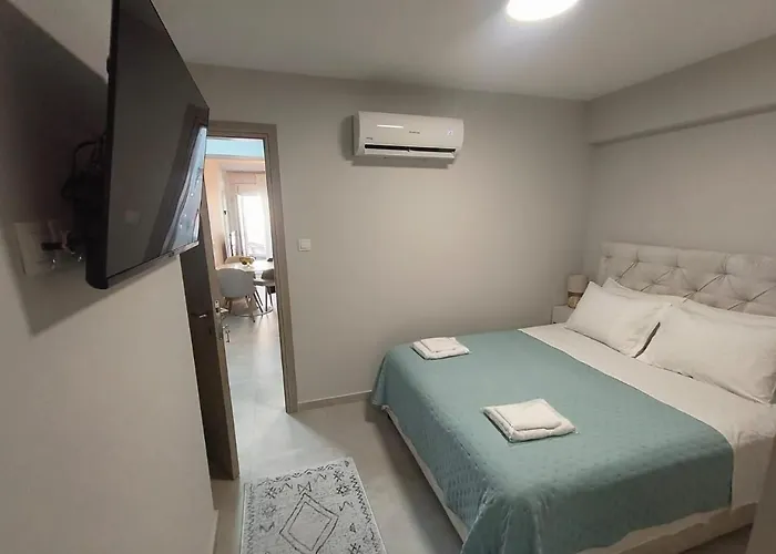 Perfect Strangers D1 *