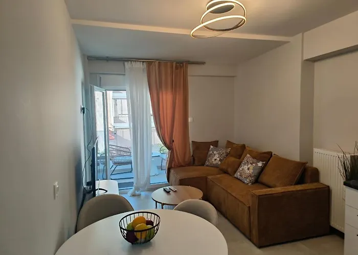 Perfect Strangers D1 *